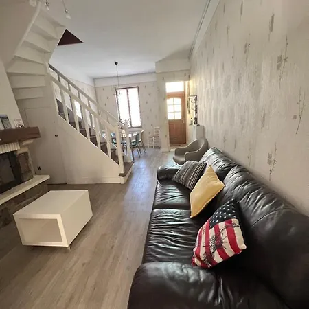 Holiday home Amienoise 5 Proche Centre