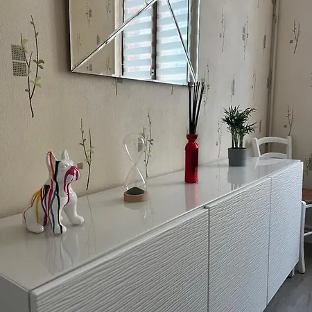 Amienoise 5 Proche Centre Holiday home