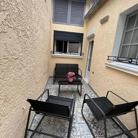Holiday home Amienoise 5 Proche Centre Amiens